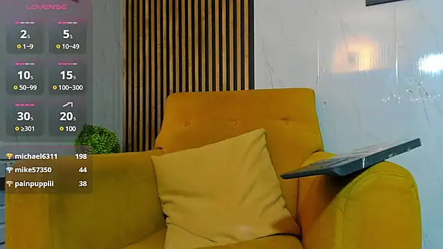 Lucy Williiams online show from January 29, 9:01 am