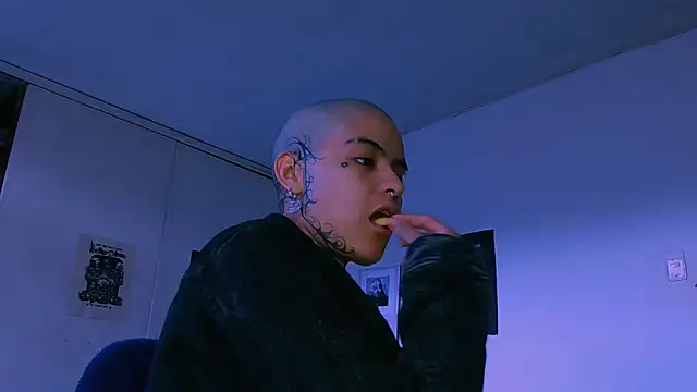 alex one888 online show from February 17, 9:10 pm