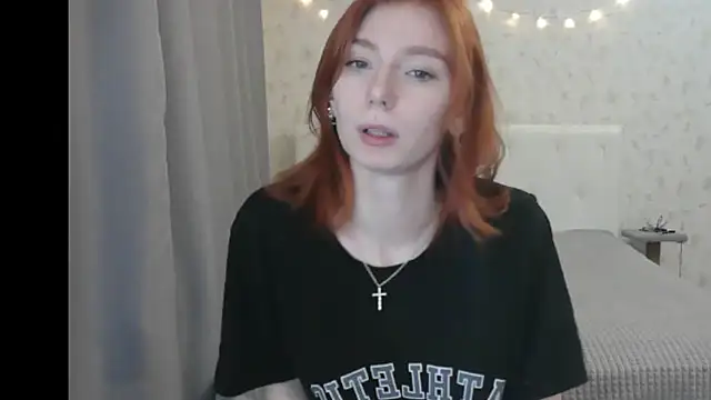 Snapshot of KateBunny chatting on January 3, 5:53 pm KateBunny online show from January 3, 5:53 pm