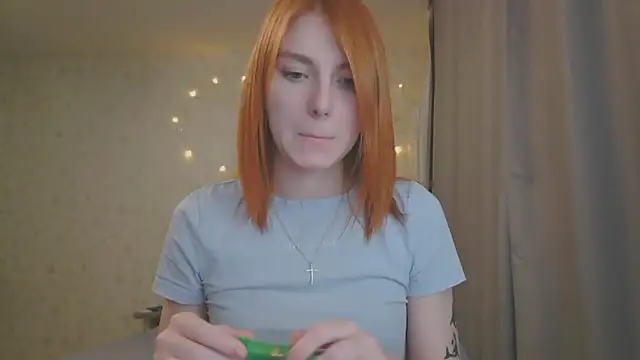 Snapshot of KateBunny chatting on January 20, 3:39 pm KateBunny online show from January 20, 3:39 pm