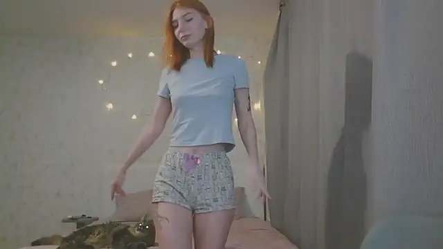 Snapshot of KateBunny chatting on February 10, 3:53 pm KateBunny online show from February 10, 3:53 pm