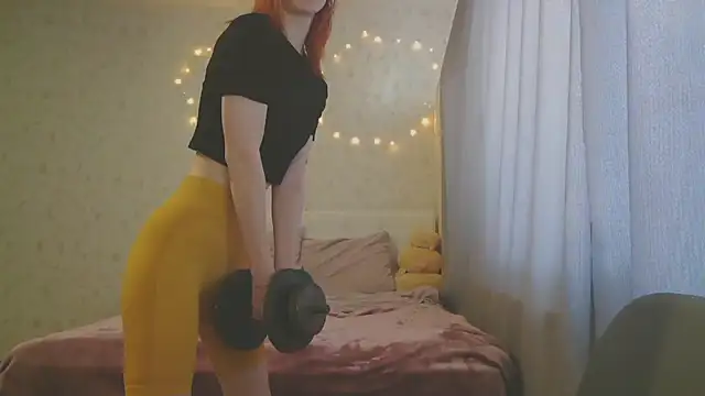 Snapshot of KateBunny chatting on February 25, 7:42 am KateBunny online show from February 25, 7:42 am