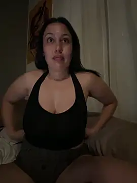 Snapshot of lonelylexxxie chatting on October 14, 6:14 am lonelylexxxie online show from October 14, 6:14 am