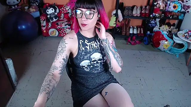 MissMiia2 online show from November 10, 1:32 pm