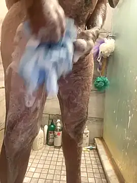 Looneytunes12345 online show from November 8, 6:24 am