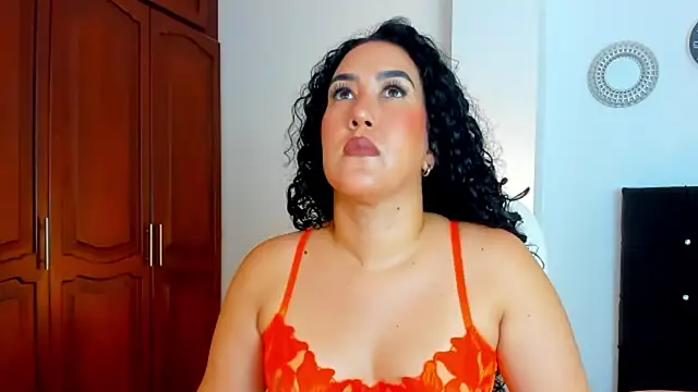 Snapshot of kathyajhonss chatting on May 10, 3:39 pm kathyajhonss online show from May 10, 3:39 pm