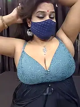 Snapshot of AzadPanchi2024 chatting on January 18, 6:56 am AzadPanchi2024 online show from January 18, 6:56 am