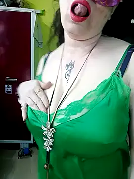 Snapshot of Raja_Ranii chatting on December 15, 6:40 am Raja Ranii online show from December 15, 6:40 am