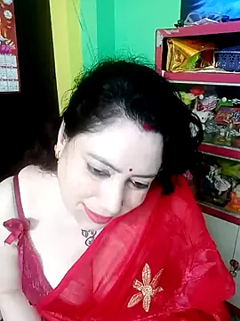 Snapshot of Raja_Ranii chatting on February 14, 5:41 am Raja Ranii online show from February 14, 5:41 am