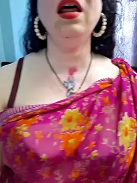 Snapshot of Raja_Ranii chatting on February 19, 6:31 am Raja Ranii online show from February 19, 6:31 am