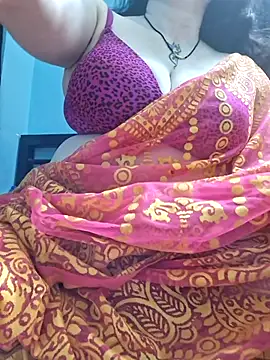 Snapshot of Raja_Ranii chatting on February 26, 2:27 pm Raja Ranii online show from February 26, 2:27 pm