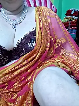 Snapshot of Raja_Ranii chatting on March 31, 7:03 pm Raja Ranii online show from March 31, 7:03 pm