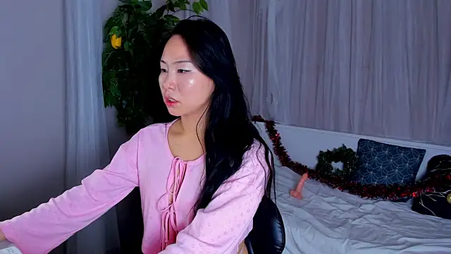 Inari Okami  online show from December 25, 7:13 pm