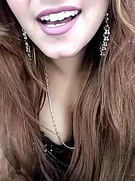 Snapshot of Diamond_queeen chatting on November 8, 7:56 pm Diamond queeen online show from November 8, 7:56 pm