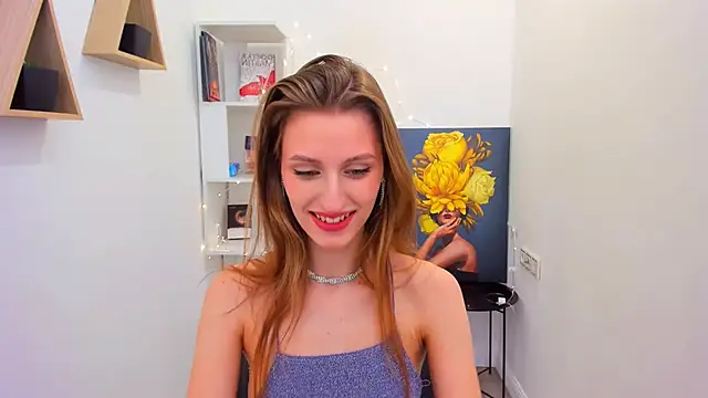 Snapshot of NaturalBeaty chatting on February 7, 11:45 am NaturalBeaty online show from February 7, 11:45 am