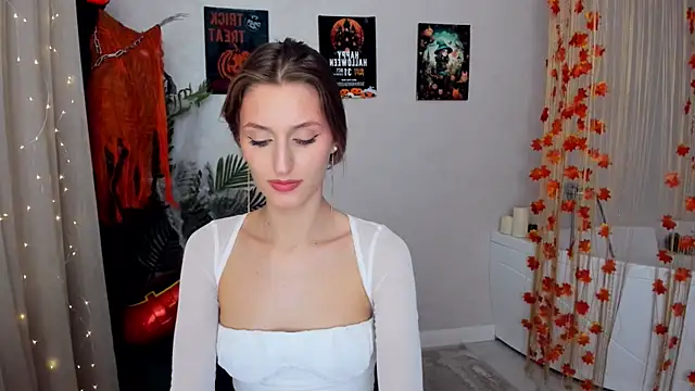 Snapshot of NaturalBeaty chatting on October 14, 12:06 pm NaturalBeaty online show from October 14, 12:06 pm