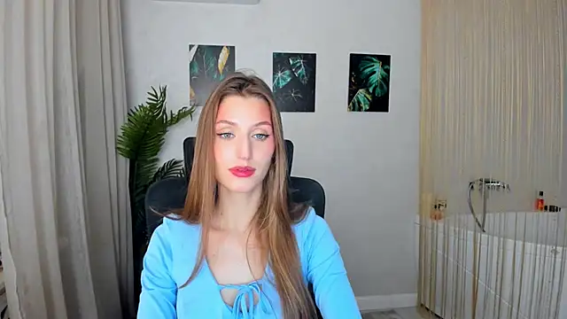 Snapshot of NaturalBeaty chatting on November 23, 3:39 am NaturalBeaty online show from November 23, 3:39 am