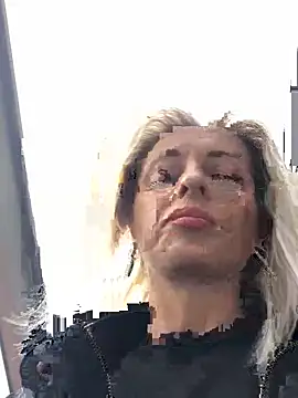 Snapshot of Diamond_Bunny_ chatting on March 13, 2:01 pm Diamond Bunny  online show from March 13, 2:01 pm