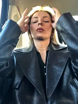 Diamond Bunny  online show from November 7, 12:38 pm