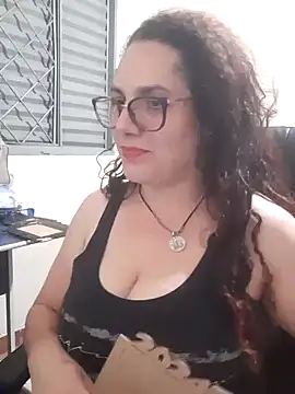 litha luna online show from December 11, 2:41 am