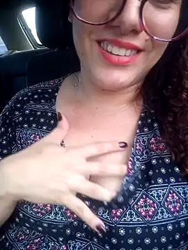 litha luna online show from December 21, 9:04 pm