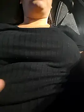 litha luna online show from November 30, 4:16 am