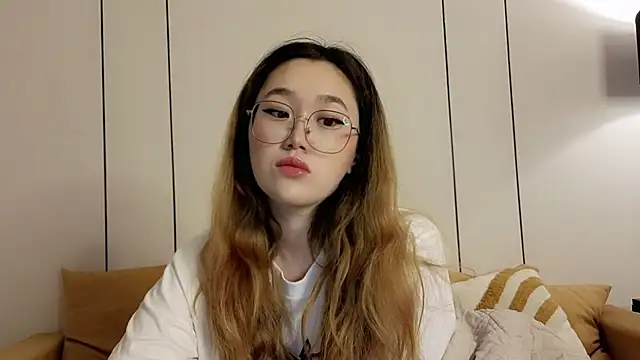 Jennatyan online show from April 23, 4:57 am