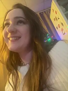 Snapshot of Emma_B1uem chatting on December 24, 12:22 am Emma B1uem online show from December 24, 12:22 am