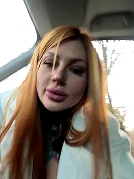 Snapshot of krysstal003 chatting on November 12, 1:55 pm krysstal003 online show from November 12, 1:55 pm