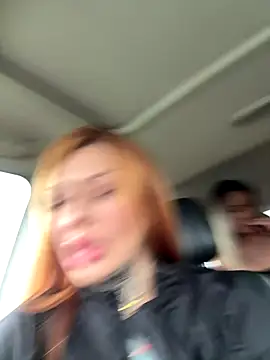 Snapshot of krysstal003 chatting on November 16, 10:43 am krysstal003 online show from November 16, 10:43 am