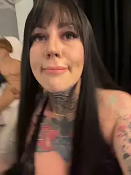 krysstal003 online show from March 5, 8:16 pm