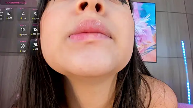 Snapshot of MiaKay1 chatting on January 23, 9:39 am MiaKay1 online show from January 23, 9:39 am