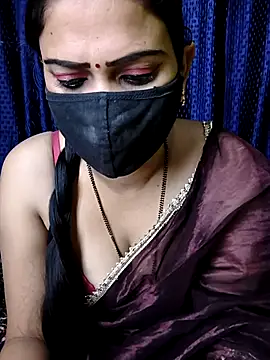 Snapshot of kaveerpooja947 chatting on November 13, 5:12 pm kaveerpooja947 online show from November 13, 5:12 pm