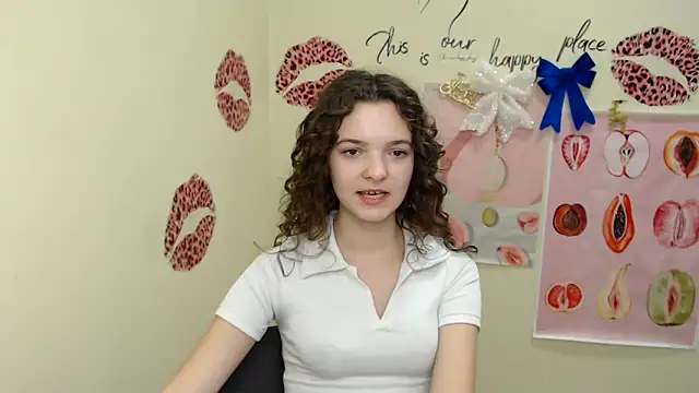  SusieSu  online show from December 23, 10:10 am