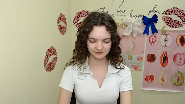  SusieSu  online show from December 23, 1:13 pm