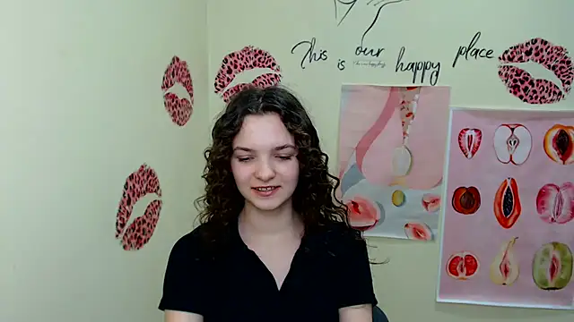  SusieSu  online show from March 19, 4:34 pm