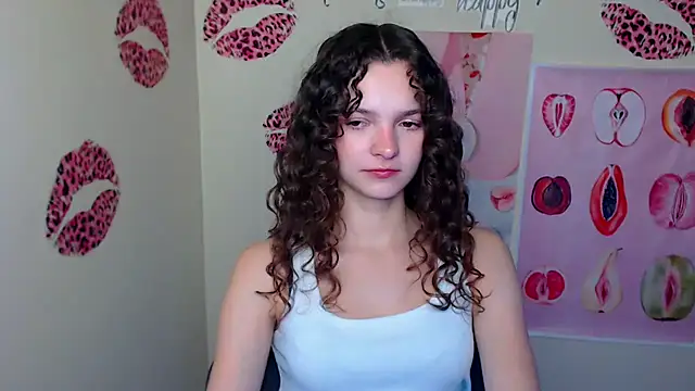  SusieSu  online show from December 18, 7:09 pm