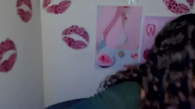  SusieSu  online show from January 8, 7:32 am