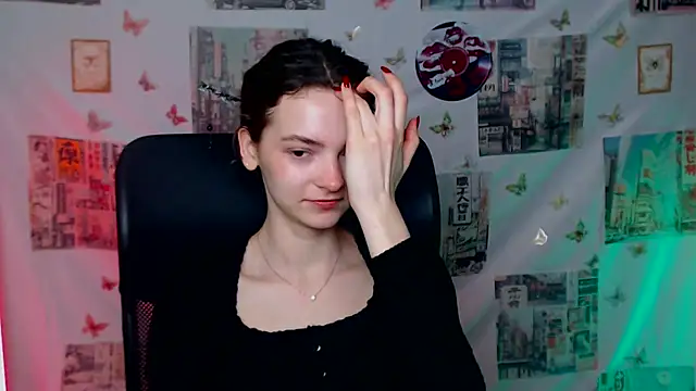  SusieSu  online show from April 15, 6:31 am