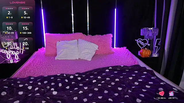 MagicLilu online show from November 11, 8:53 pm