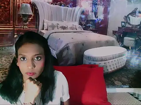 IndianLoveBug online show from January 8, 5:15 pm