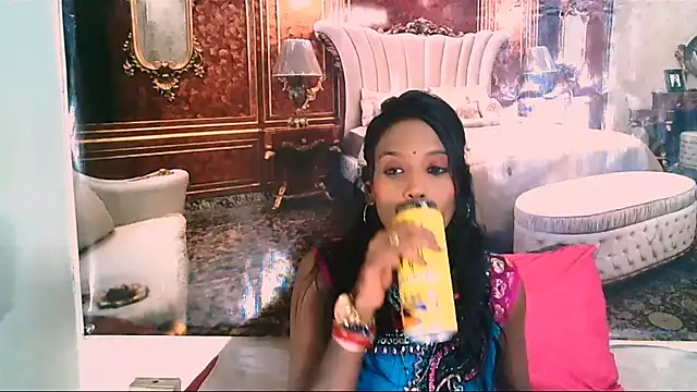 IndianLoveBug online show from October 20, 6:19 pm