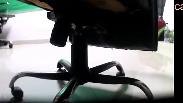 GO LALA online show from March 23, 7:20 am