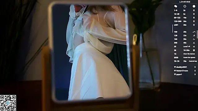 EdlinAlliston online show from March 16, 2:11 pm