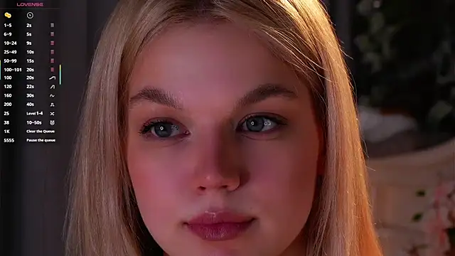 EdlinAlliston online show from April 19, 3:55 pm