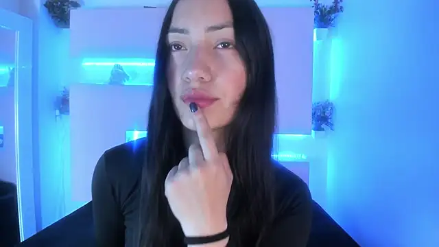 Scarlett  Fox   online show from September 18, 11:01 am