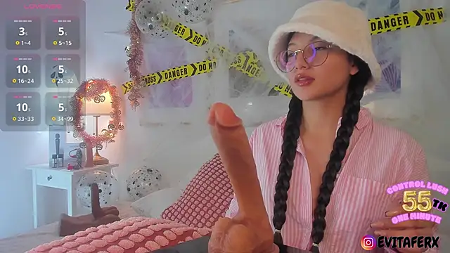 Snapshot of Eva_depp chatting on October 27, 4:22 pm Eva depp online show from October 27, 4:22 pm