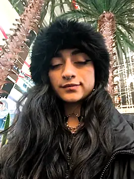 Lila Desiree online show from November 25, 1:16 am