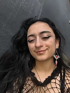 Snapshot of Lila_Desiree chatting on July 8, 3:05 pm Lila Desiree online show from July 8, 3:05 pm