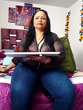 Snapshot of ScarletthJhonson- chatting on September 27, 9:31 pm ScarletthJhonson- online show from September 27, 9:31 pm